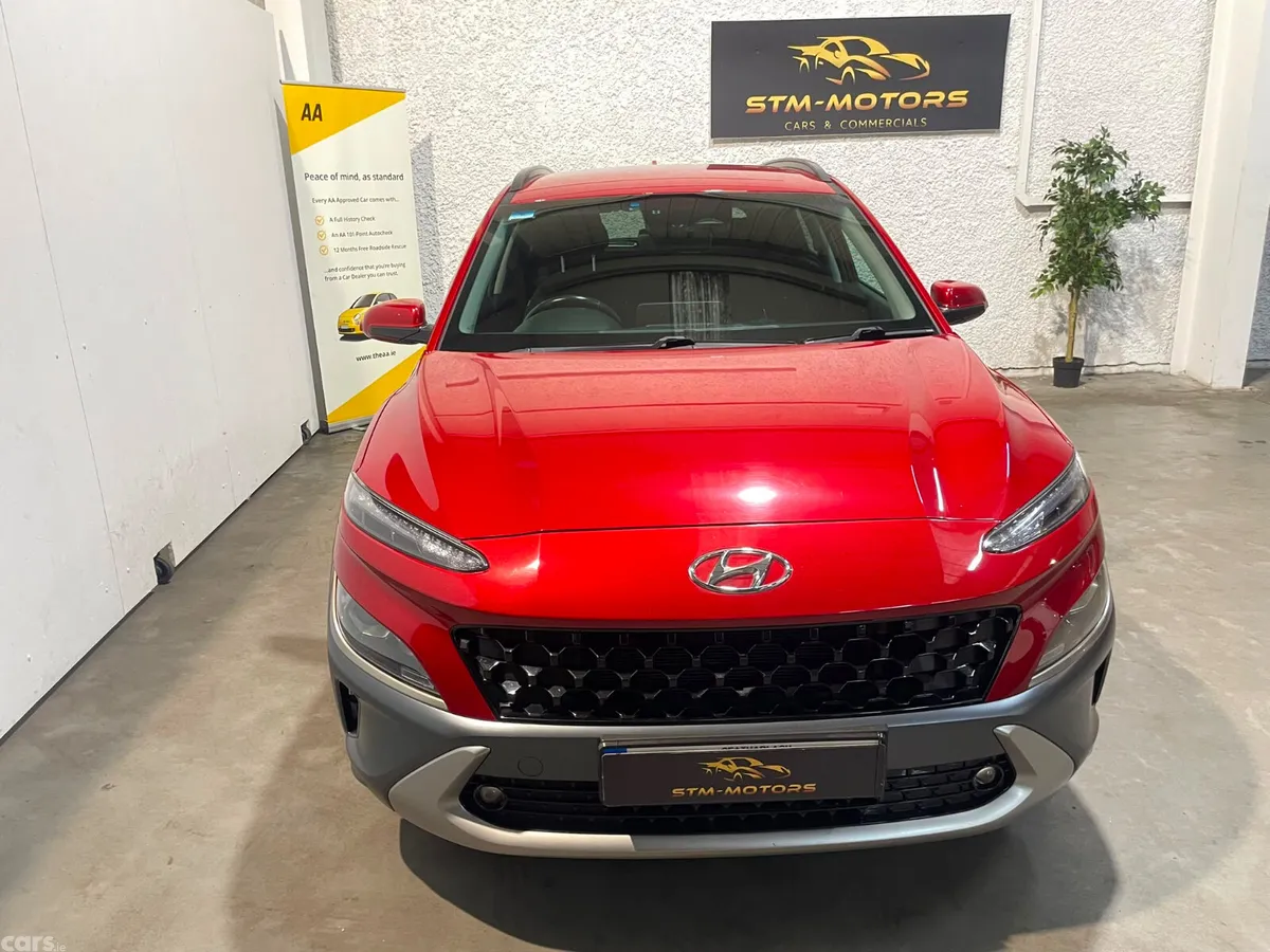 Hyundai KONA MPV, Diesel, 2021, Red