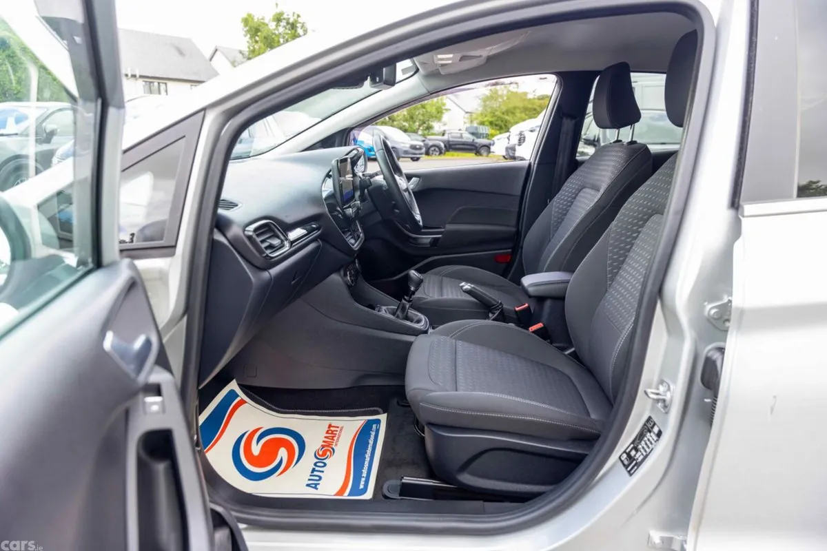 Ford Fiesta Hatchback, Petrol, 2021, Grey