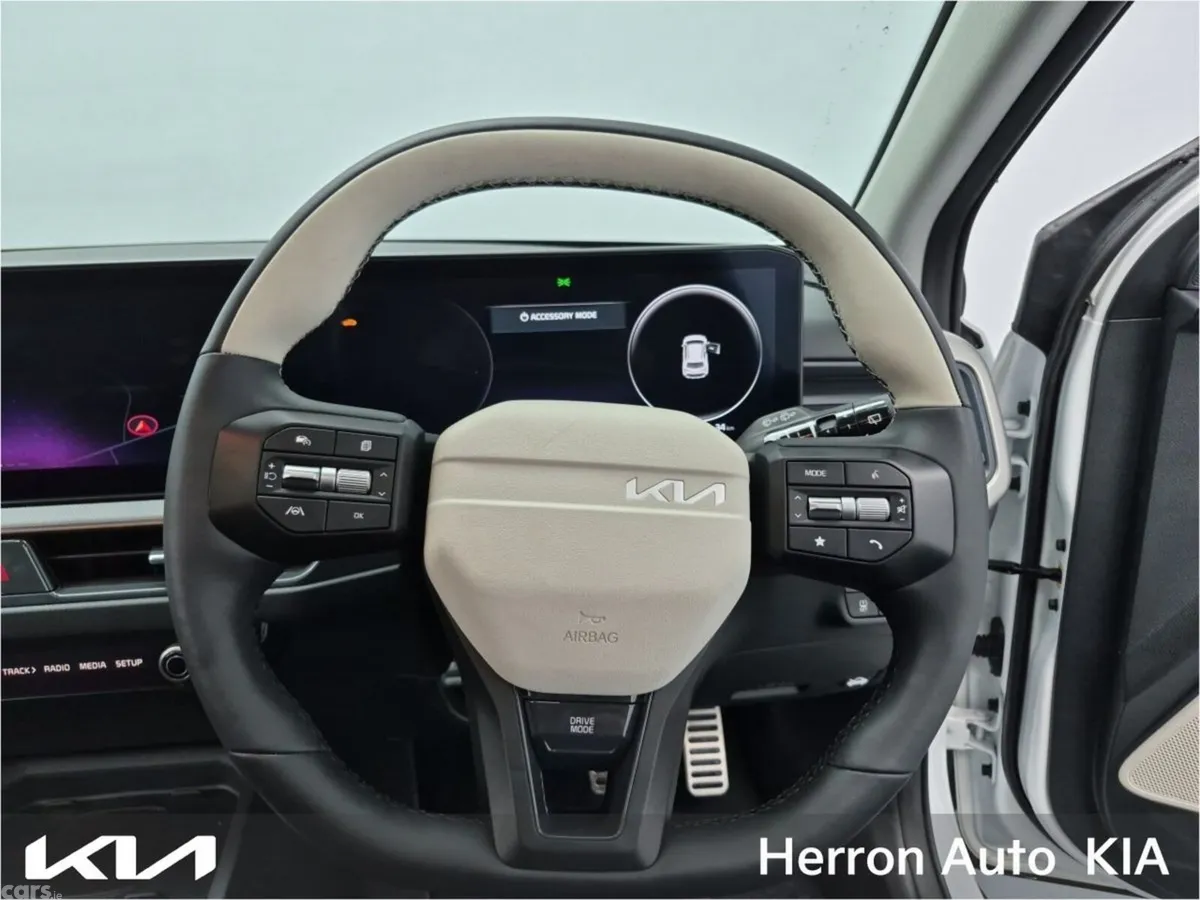 Kia Stonic Hatchback, Petrol, 2026, White