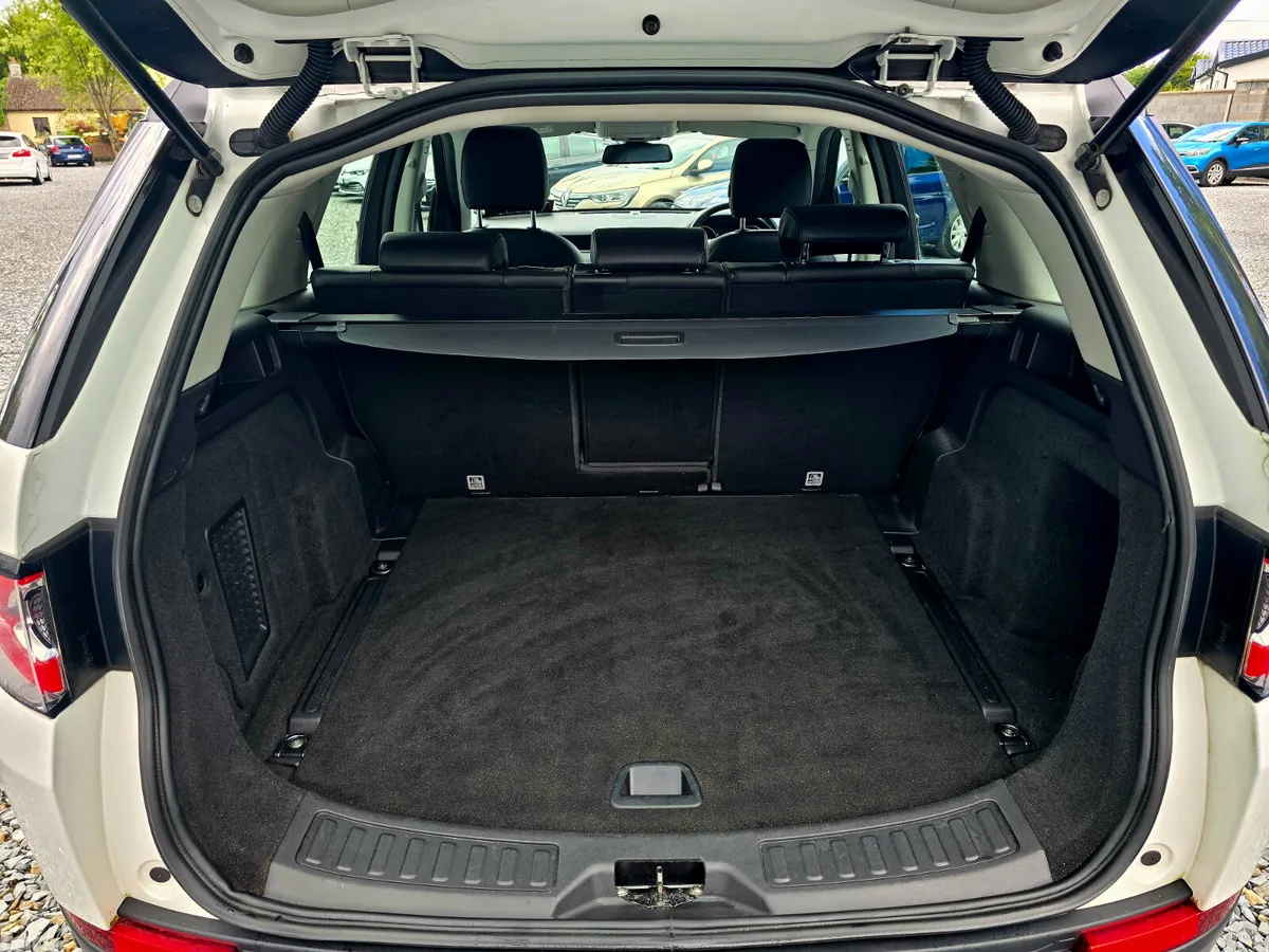 Land Rover Discovery Sport SUV, Diesel, 2019, White