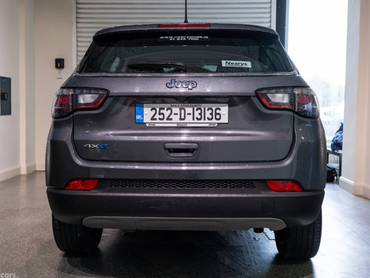 Jeep Compass MPV, Petrol Plug-in Hybrid, 2025, Grey
