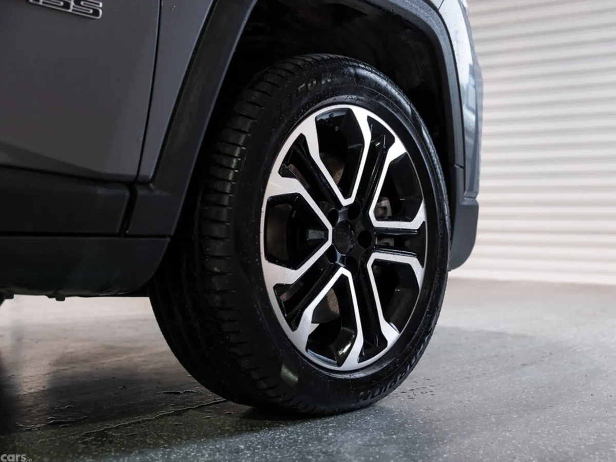 Jeep Compass MPV, Petrol Plug-in Hybrid, 2025, Grey