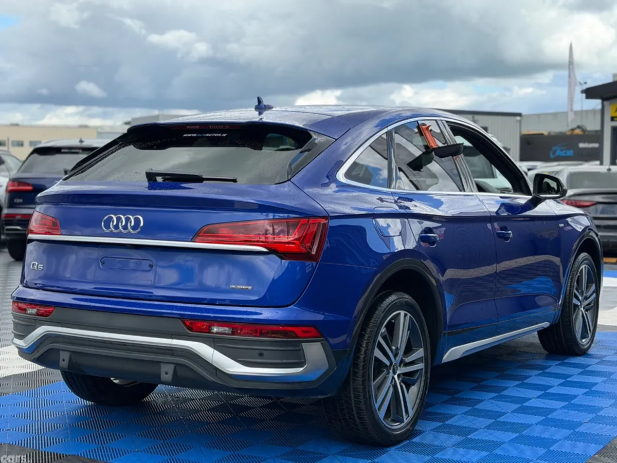 Audi Q5 SUV, Diesel, 2022, Blue