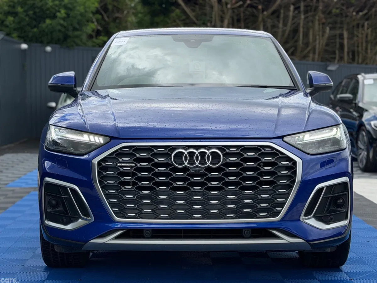 Audi Q5 SUV, Diesel, 2022, Blue