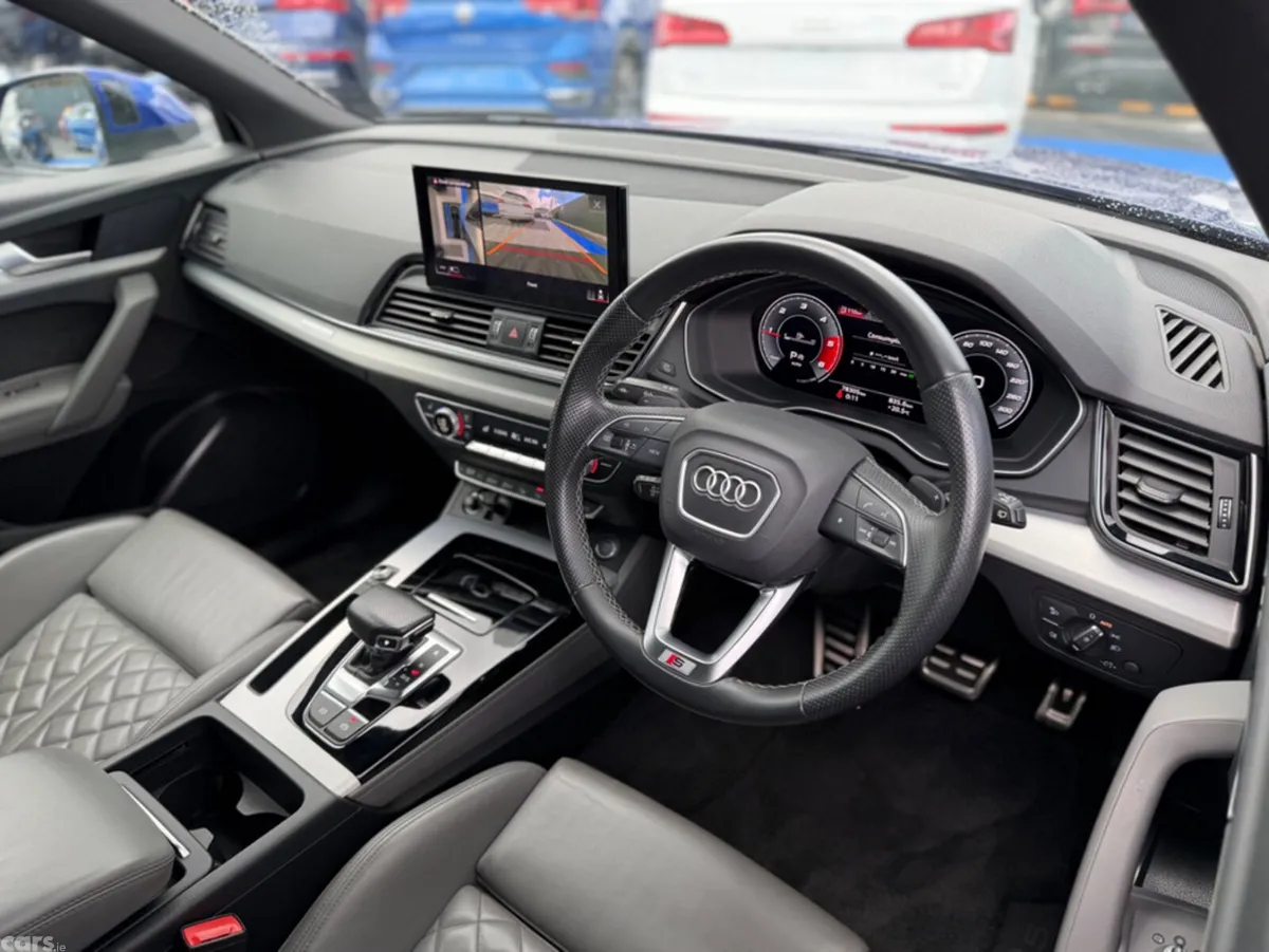 Audi Q5 SUV, Diesel, 2022, Blue