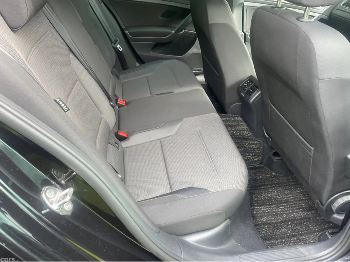 Volkswagen Golf Hatchback, Petrol, 2019, Black
