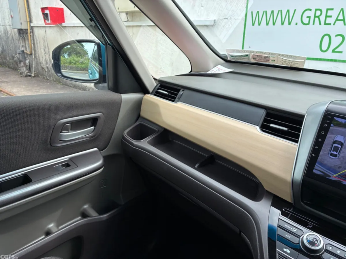Honda Freed MPV, Petrol Hybrid, 2019, Blue
