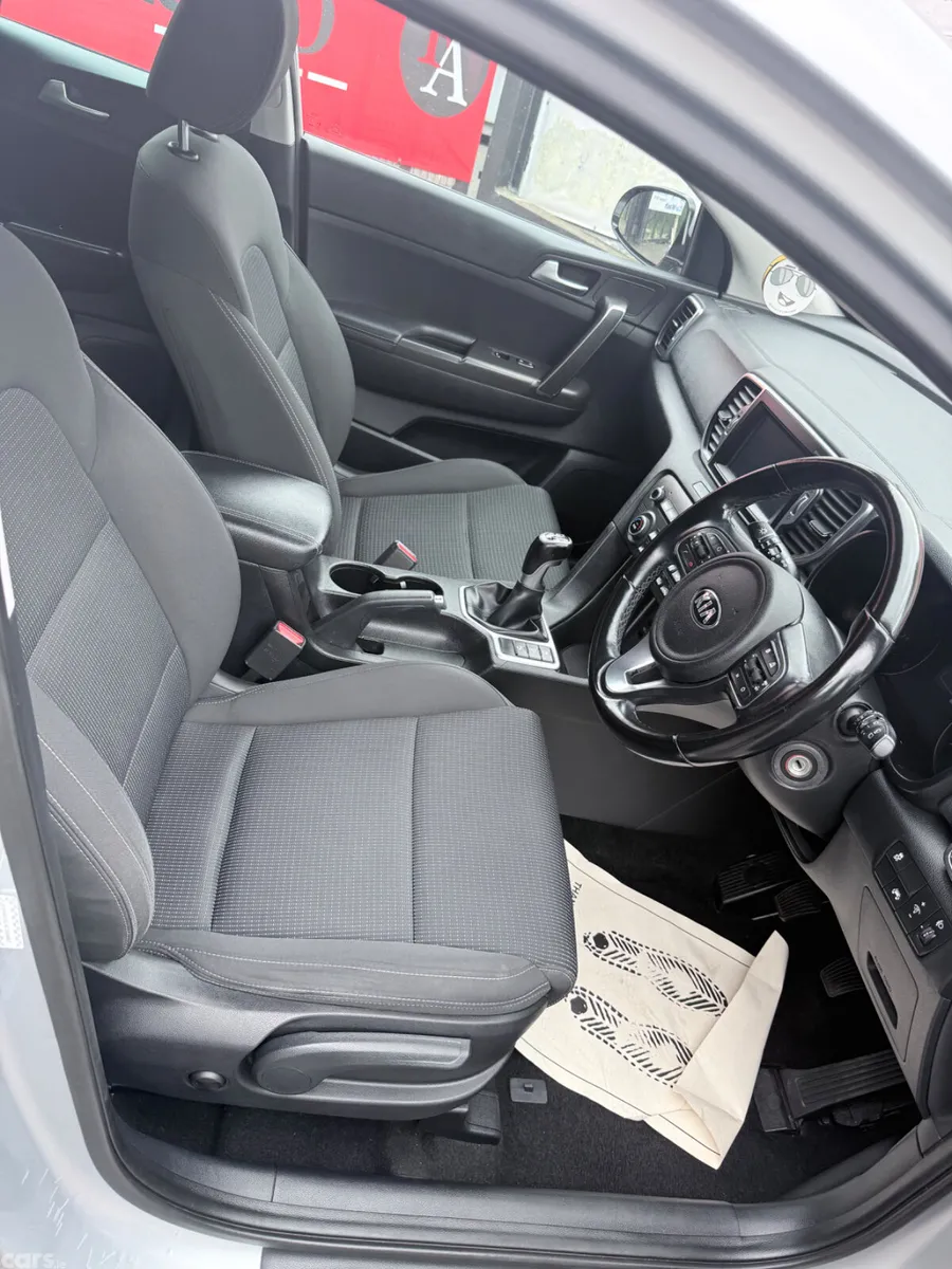 Kia Sportage SUV, Diesel, 2017, Silver