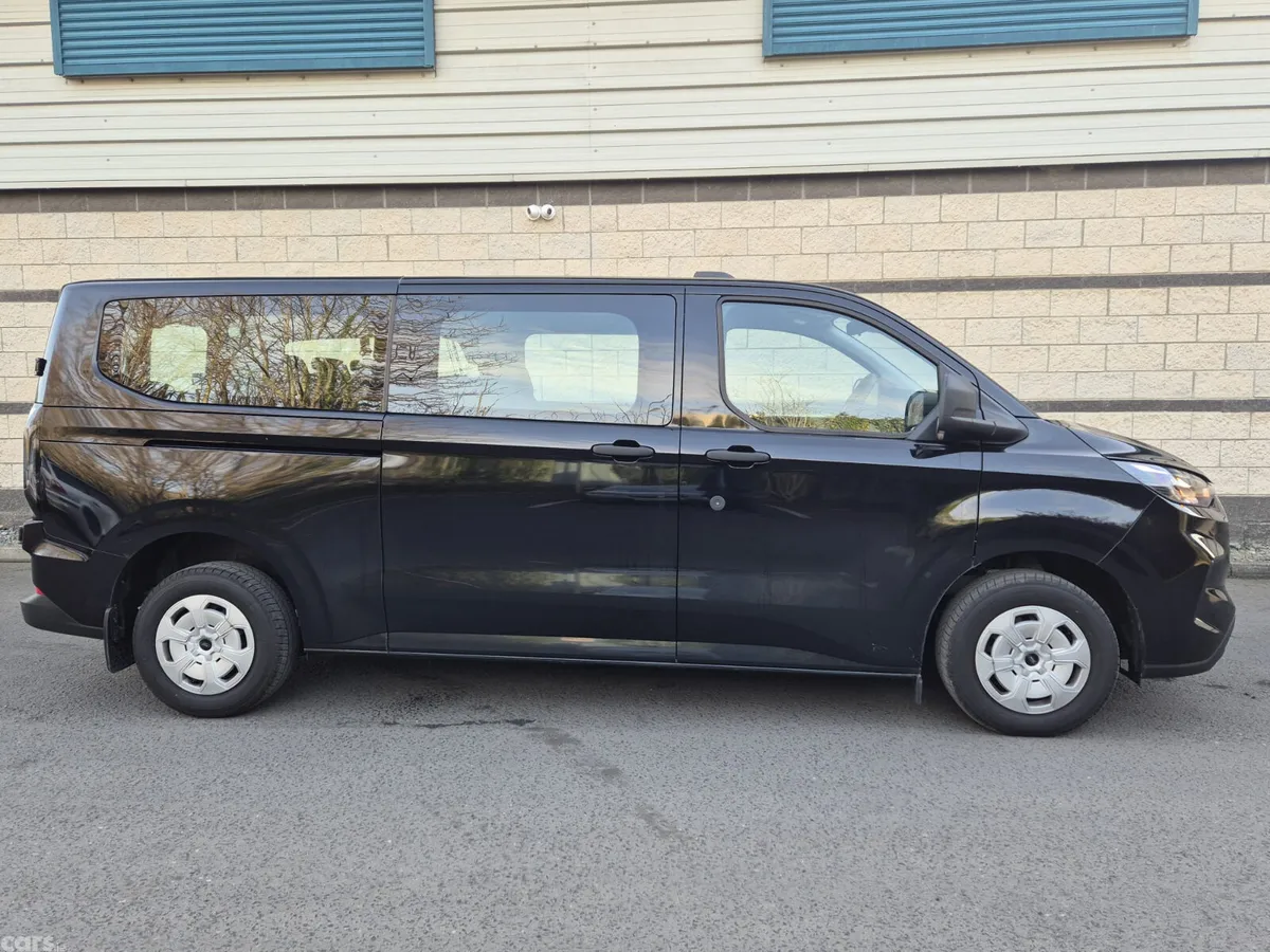 Ford Transit Custom Van, Petrol Plug-in Hybrid, 2026, Black