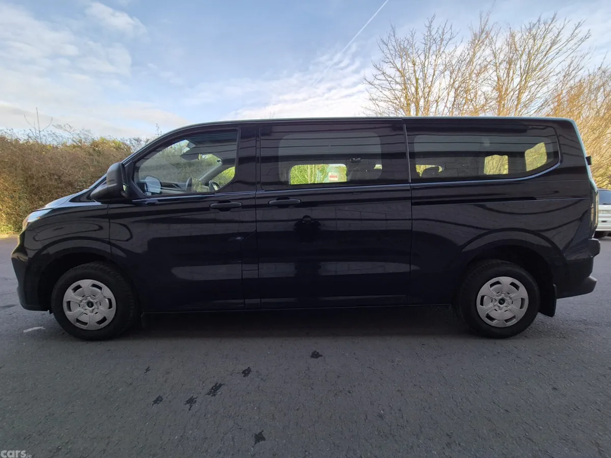 Ford Transit Custom Van, Petrol Plug-in Hybrid, 2026, Black
