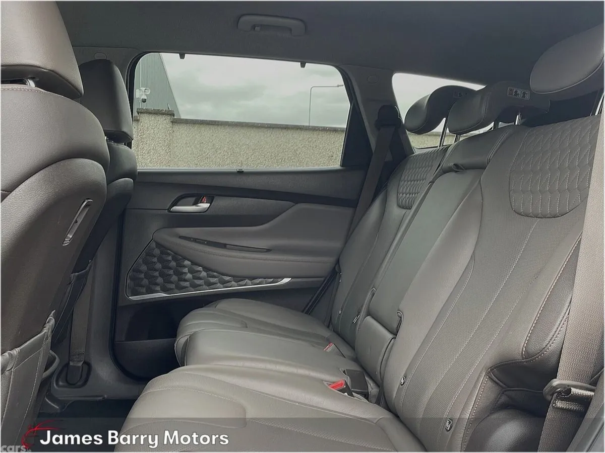 Hyundai Santa Fe SUV, Diesel, 2018, Black