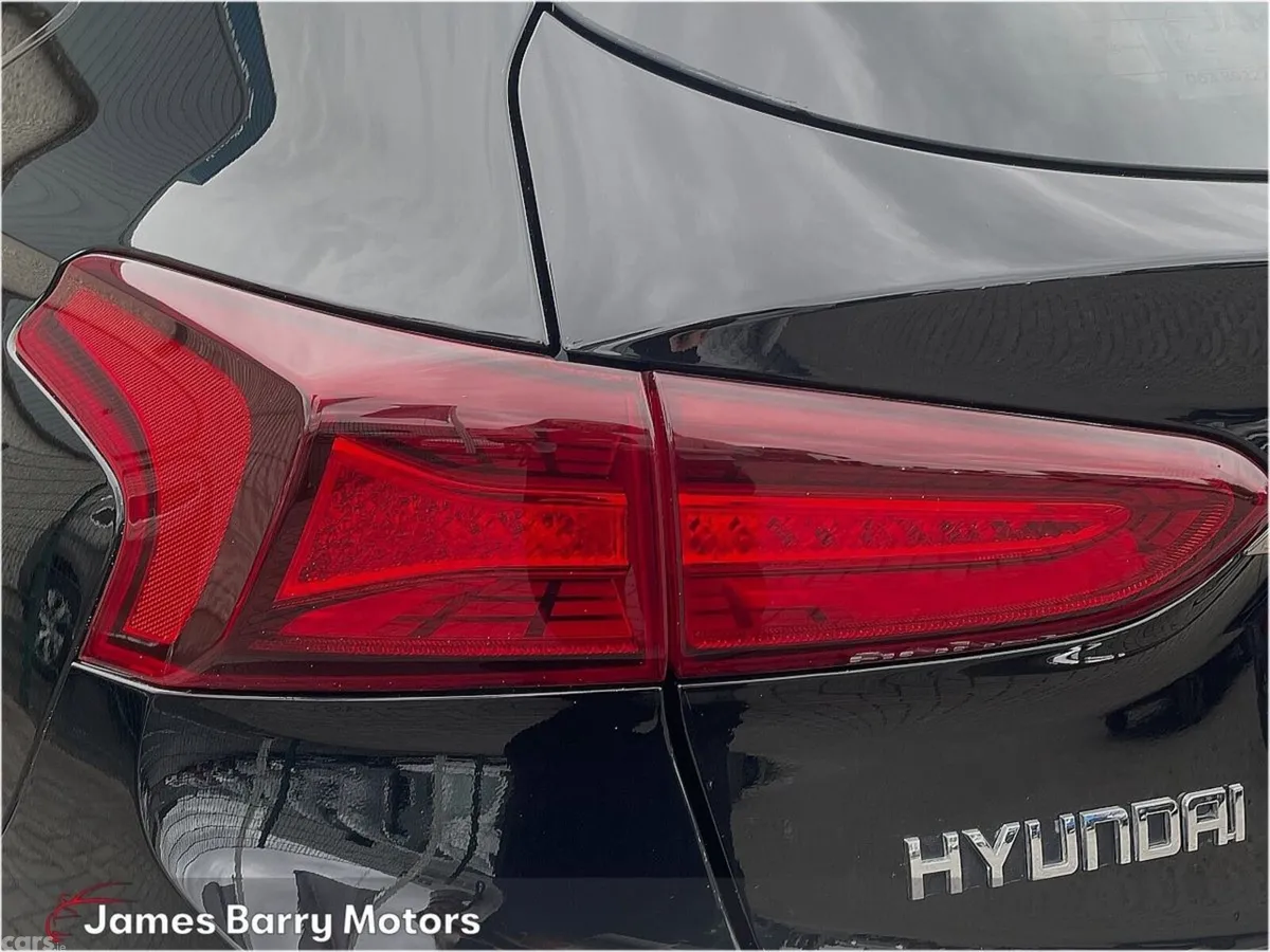 Hyundai Santa Fe SUV, Diesel, 2018, Black