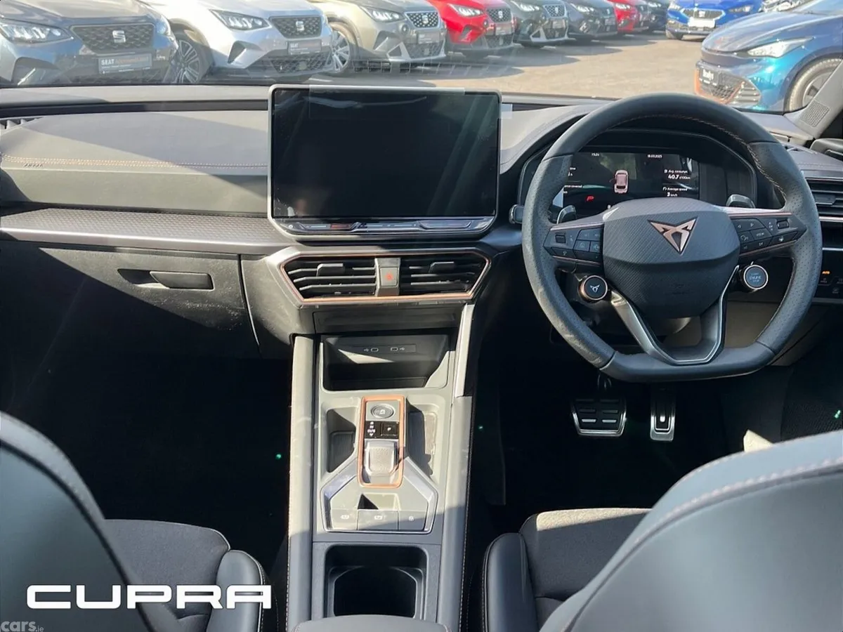 Cupra Leon Estate, Petrol, 2026, Black