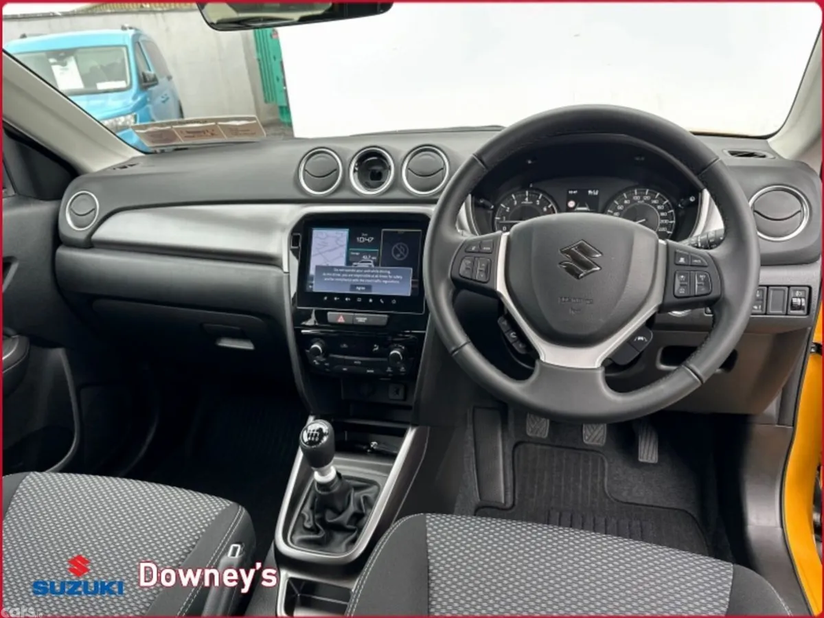 Suzuki Vitara SUV, Petrol, 2026, 