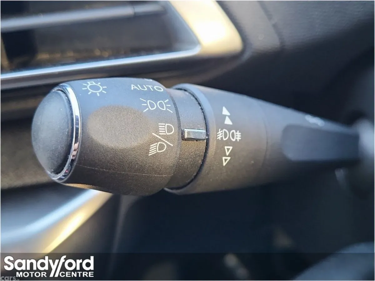 Peugeot 5008 SUV, Diesel, 2019, White