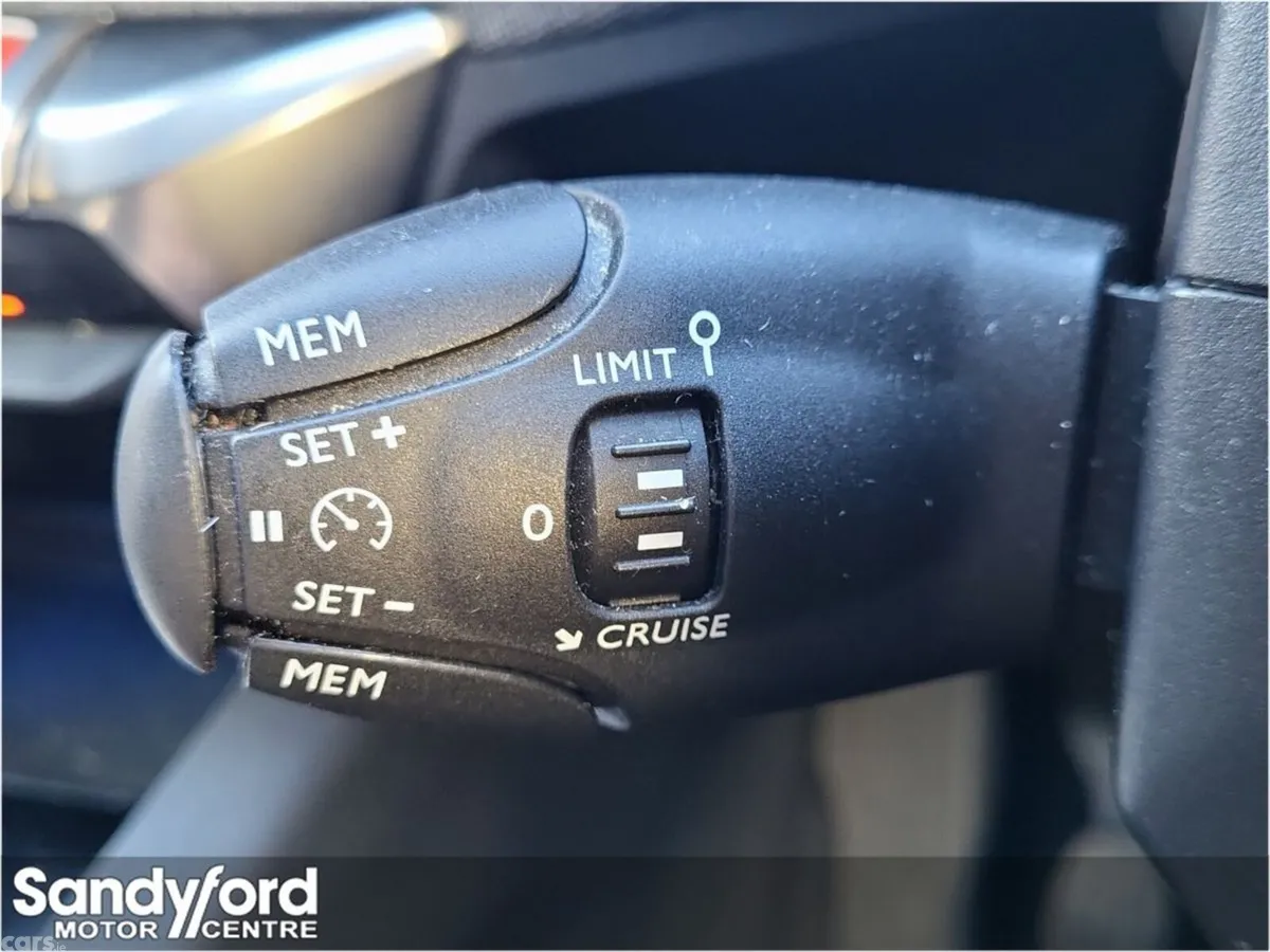 Peugeot 5008 SUV, Diesel, 2019, White
