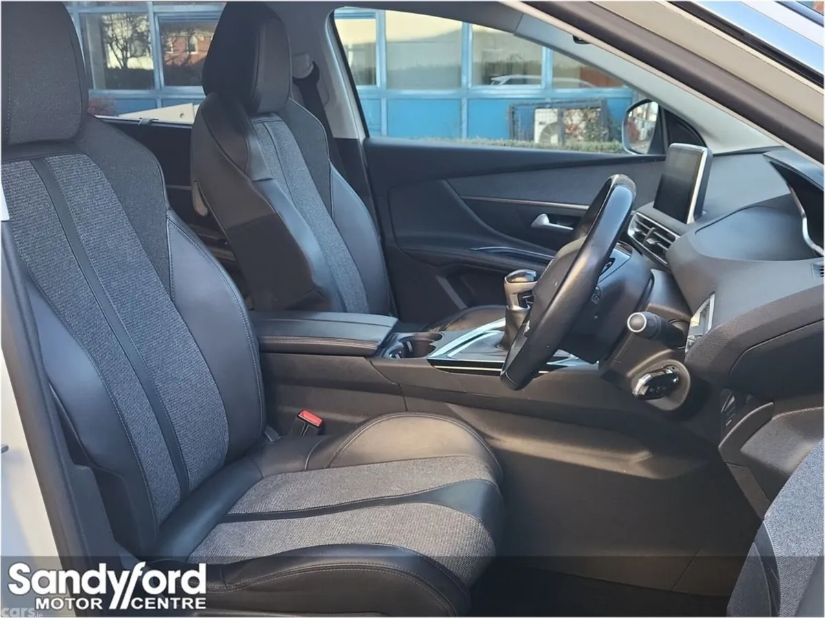 Peugeot 5008 SUV, Diesel, 2019, White