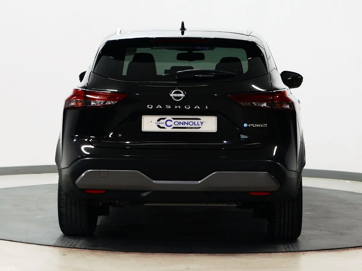 Nissan Qashqai MPV, Petrol, 2024, Black