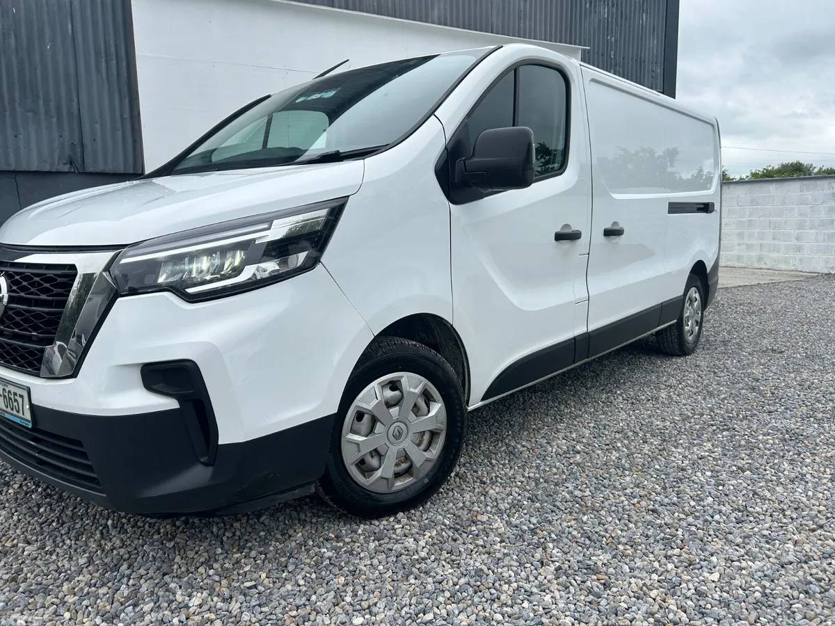 Nissan Primastar MPV, Diesel, 2022, White
