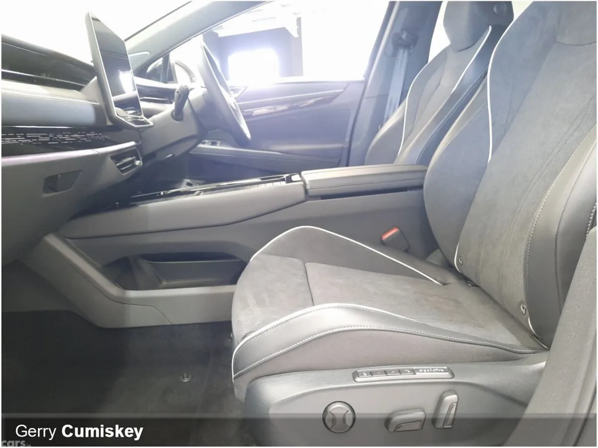 Volkswagen ID.7 Hatchback, Electric, 2026, White