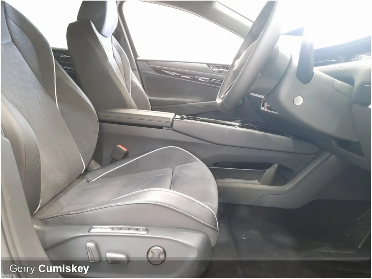 Volkswagen ID.7 Hatchback, Electric, 2026, White