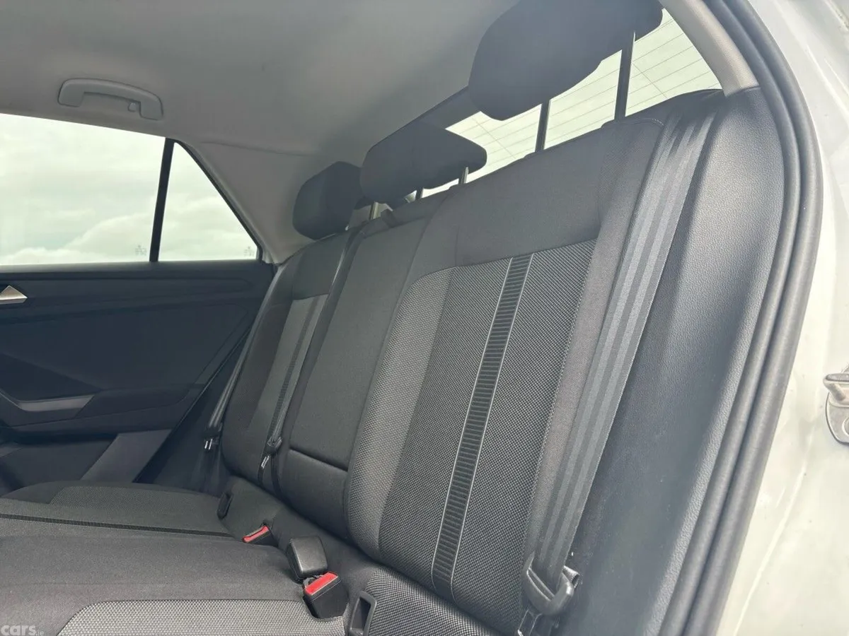 Volkswagen T-Roc Life 1.0 TSI 110HP, Wexford