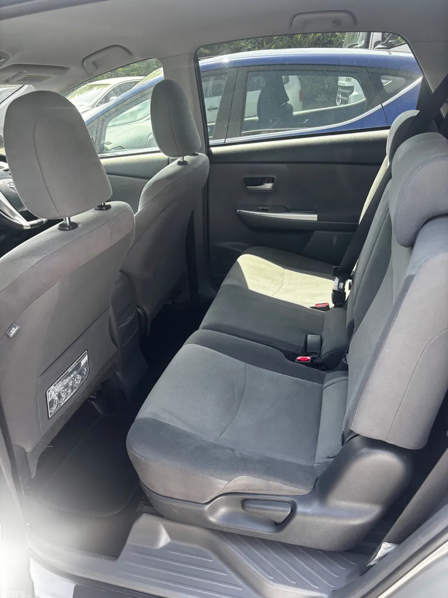 Toyota Prius MPV, Petrol Hybrid, 2014, Silver