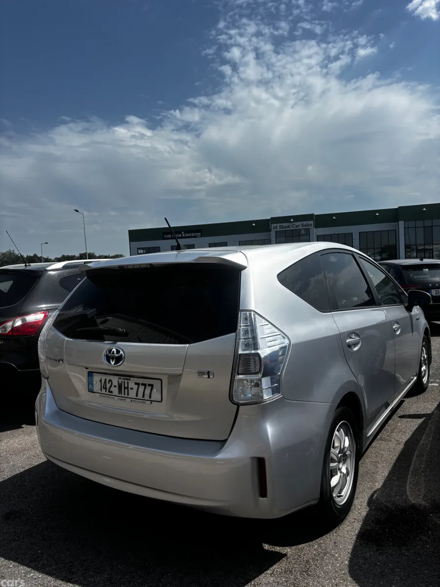 Toyota Prius MPV, Petrol Hybrid, 2014, Silver