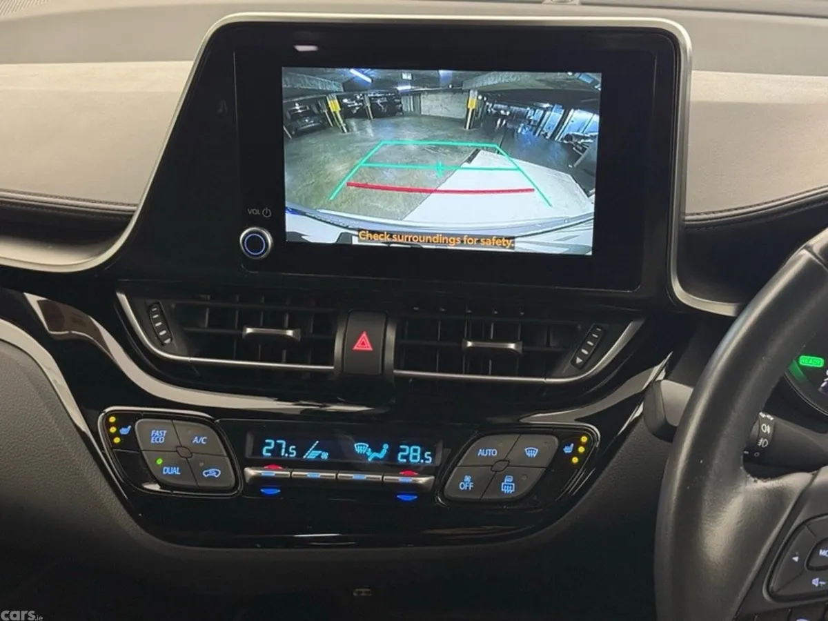 Toyota C-HR SUV, Petrol Hybrid, 2023, Silver
