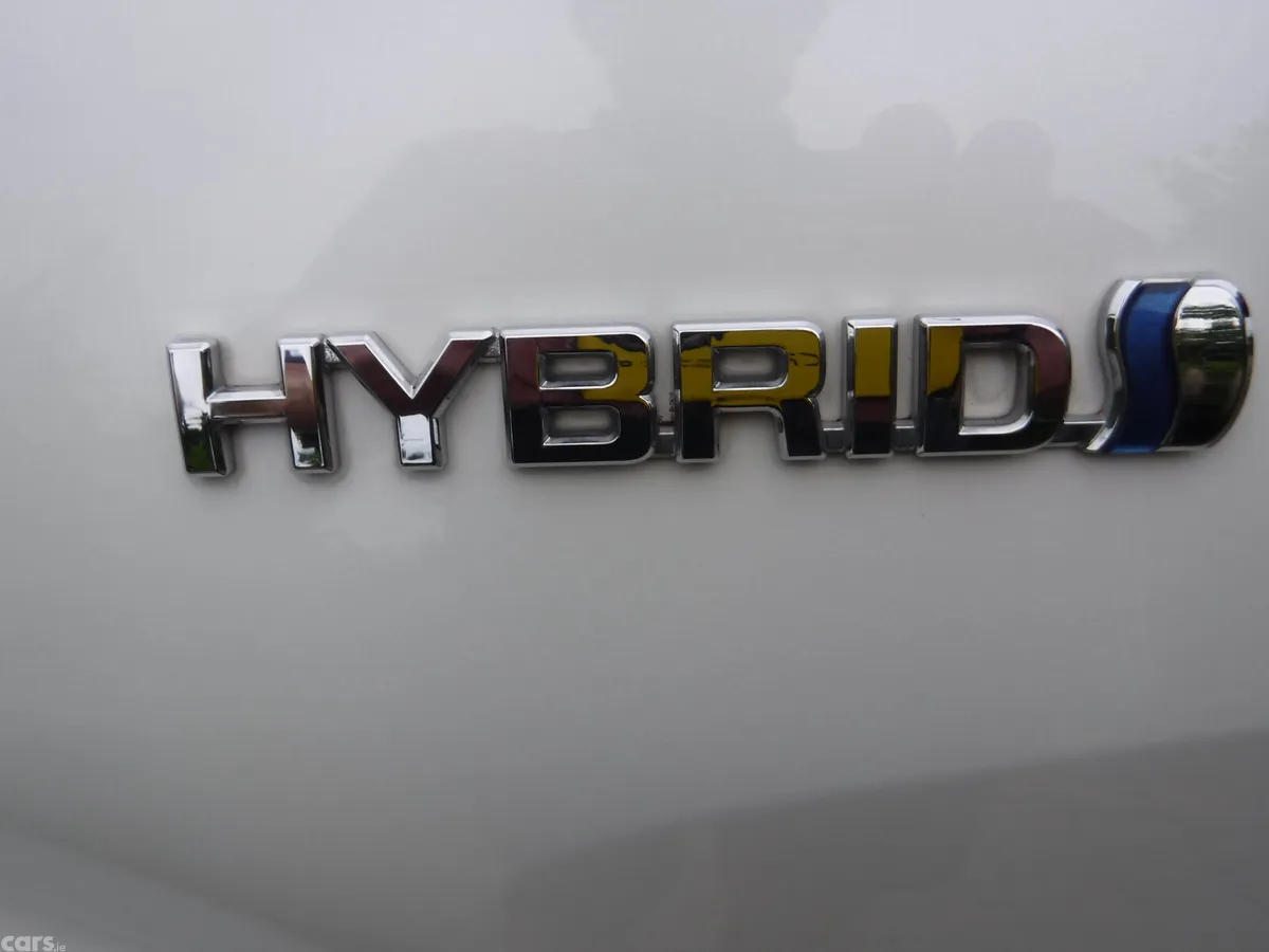 Toyota C-HR Hatchback, Petrol Hybrid, 2018, White