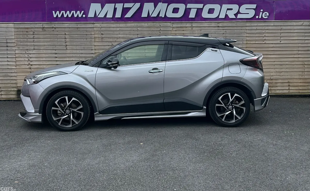 Toyota C-HR SUV, Petrol Hybrid, 2018, Grey