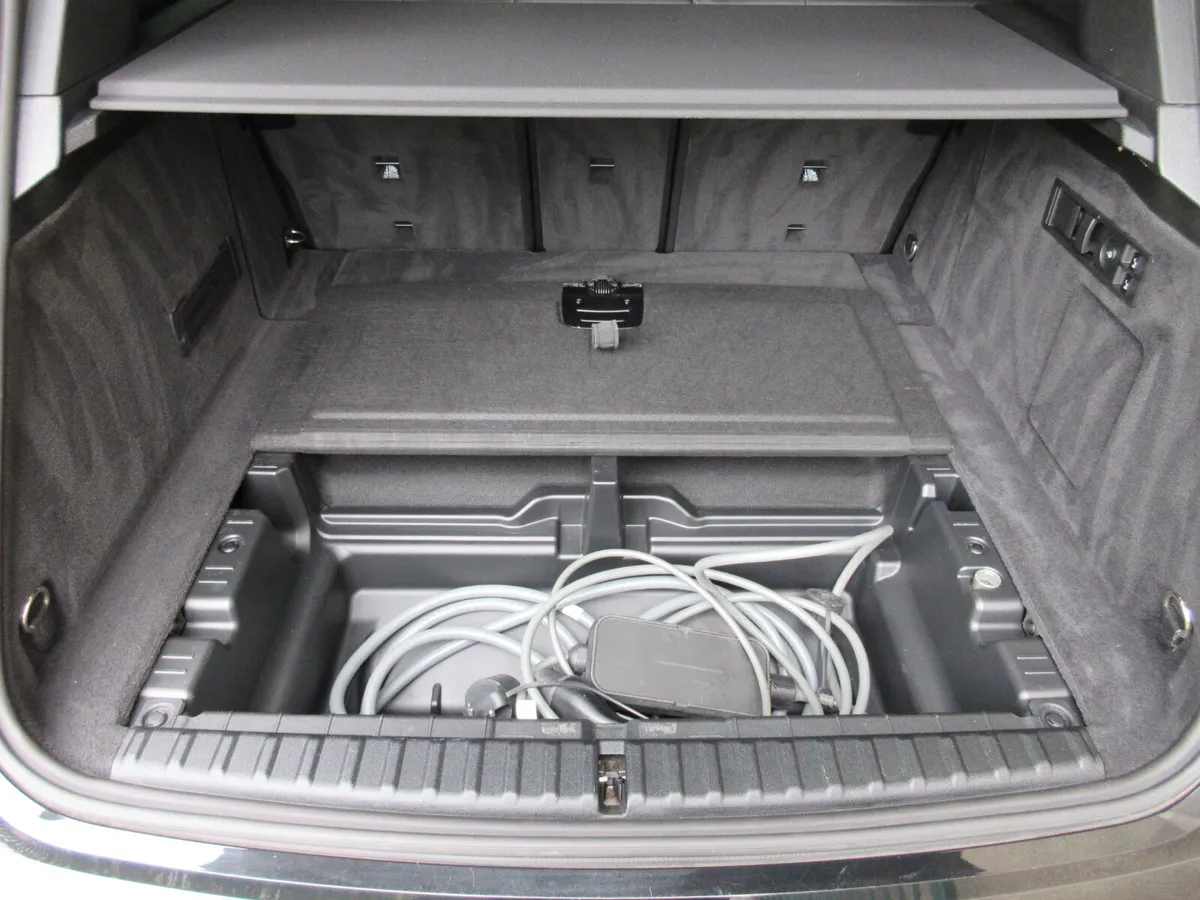 BMW iX Estate, Electric, 2022, Black