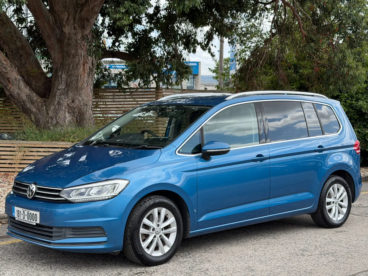 Volkswagen Touran Estate, Petrol, 2018, Black