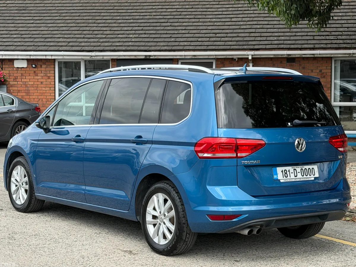 Volkswagen Touran Estate, Petrol, 2018, Black