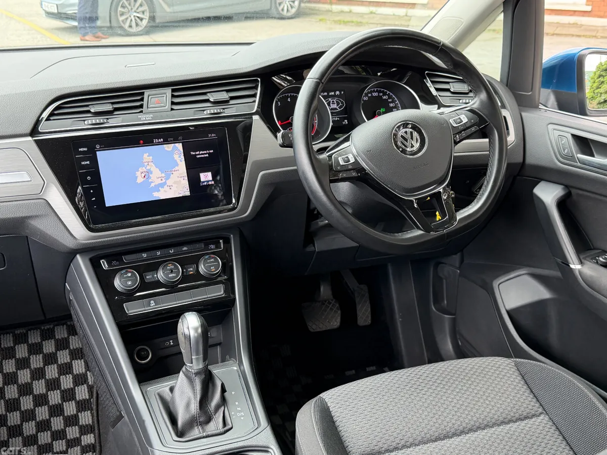 Volkswagen Touran Estate, Petrol, 2018, Black