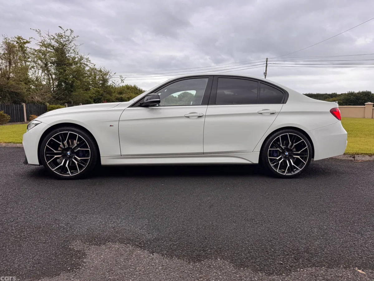 BMW 3-Series Saloon, Diesel, 2019, White