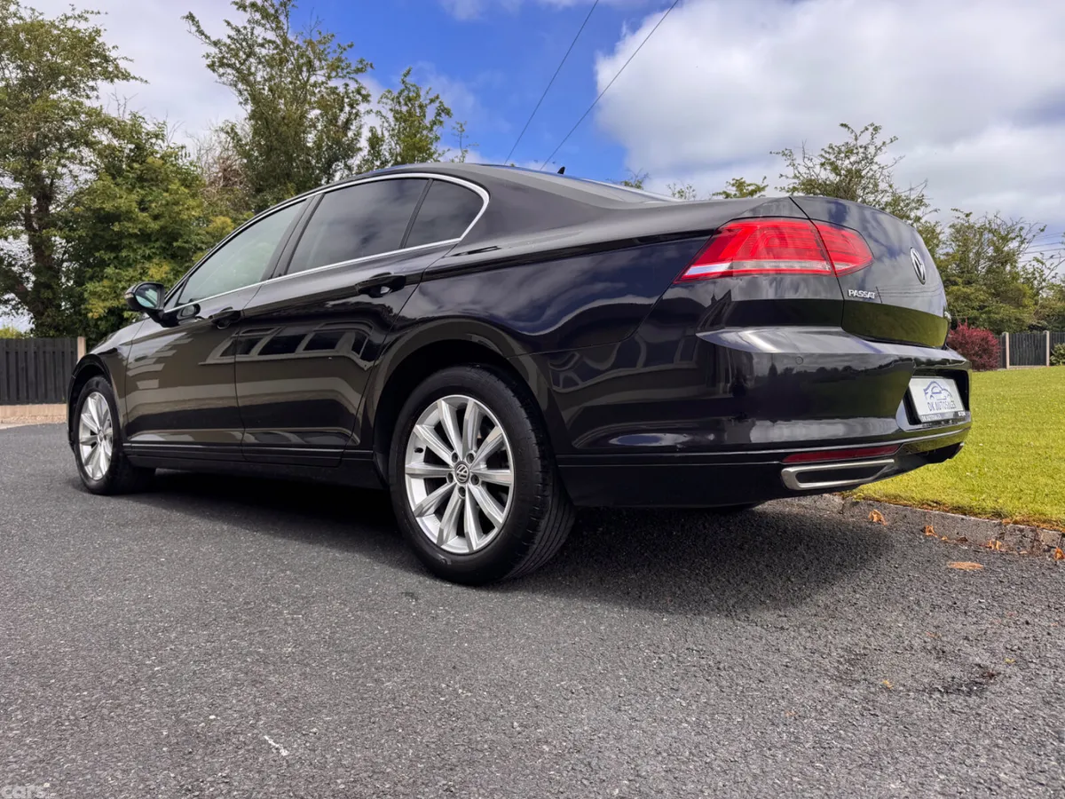 Volkswagen Passat Saloon, Diesel, 2017, Black