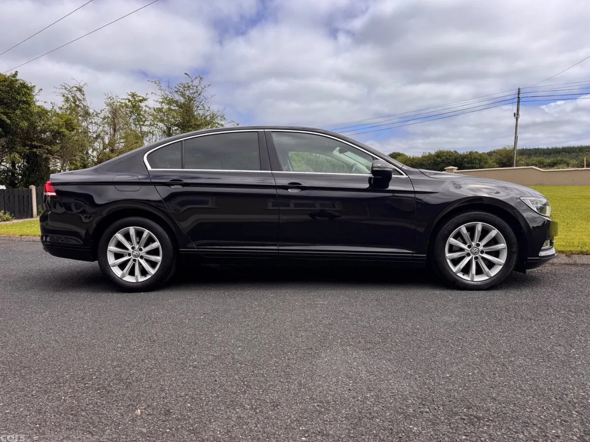Volkswagen Passat Saloon, Diesel, 2017, Black
