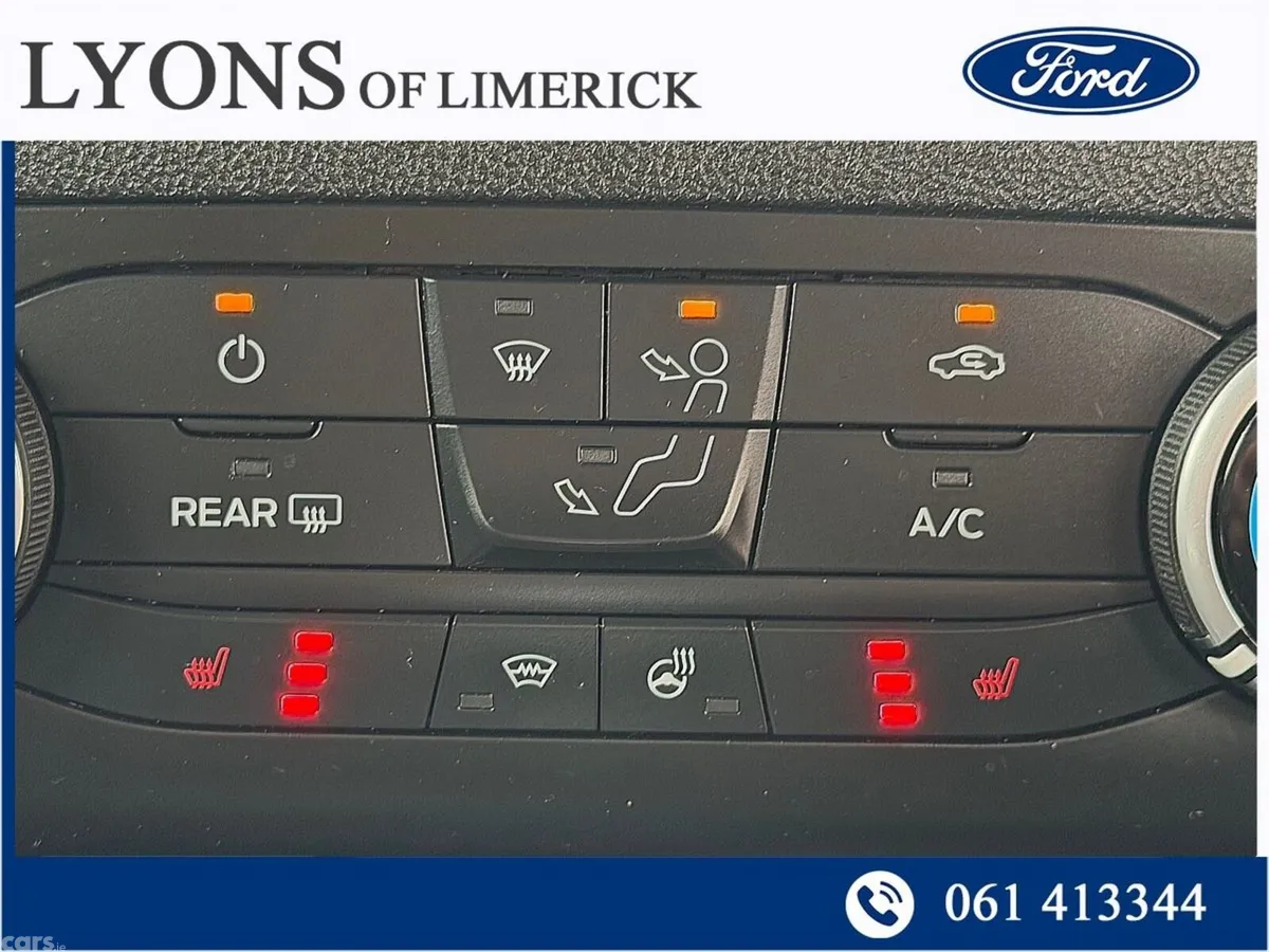 Ford Focus Hatchback, Diesel, 2021, Blue