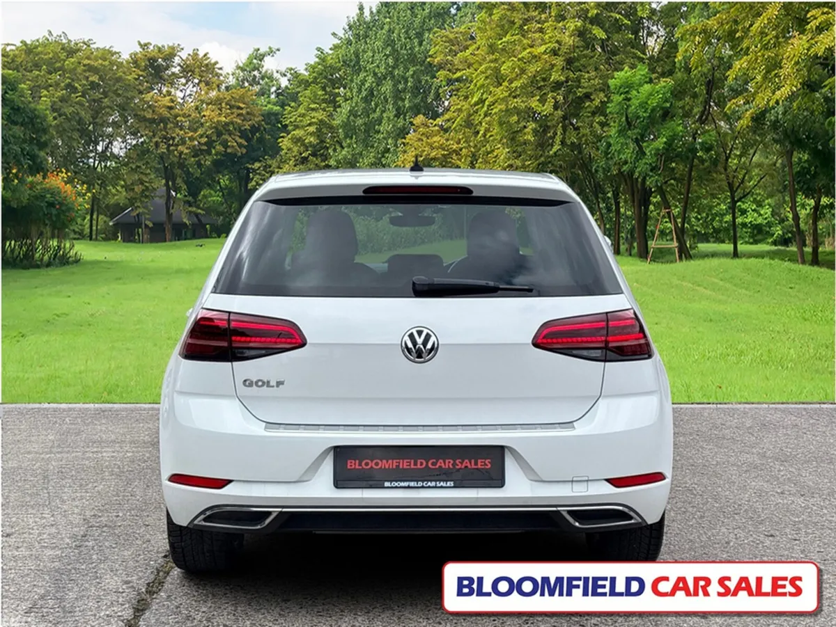 Volkswagen Golf Hatchback, Petrol, 2019, White