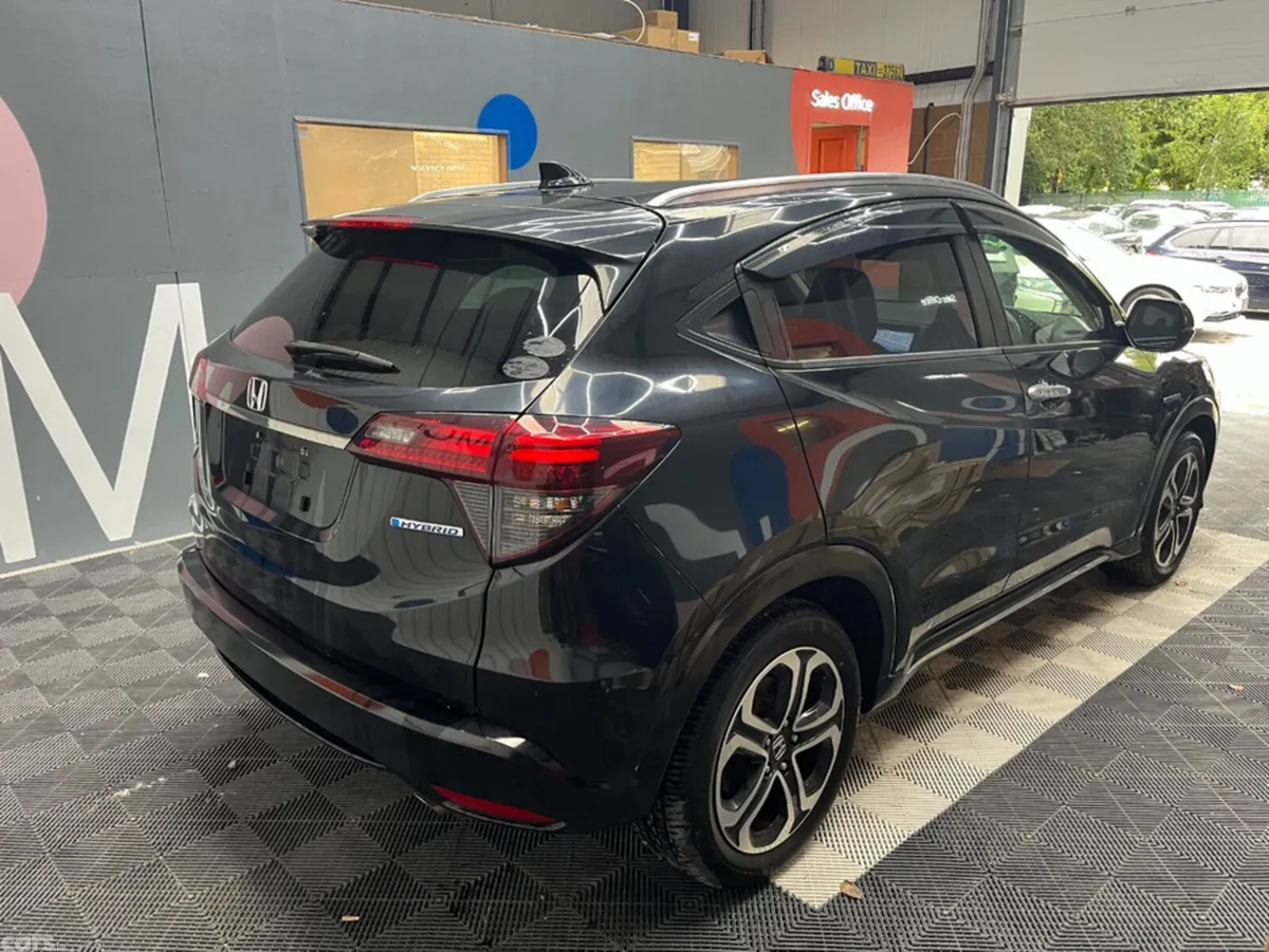 Honda Vezel SUV, Petrol Hybrid, 2018, Black