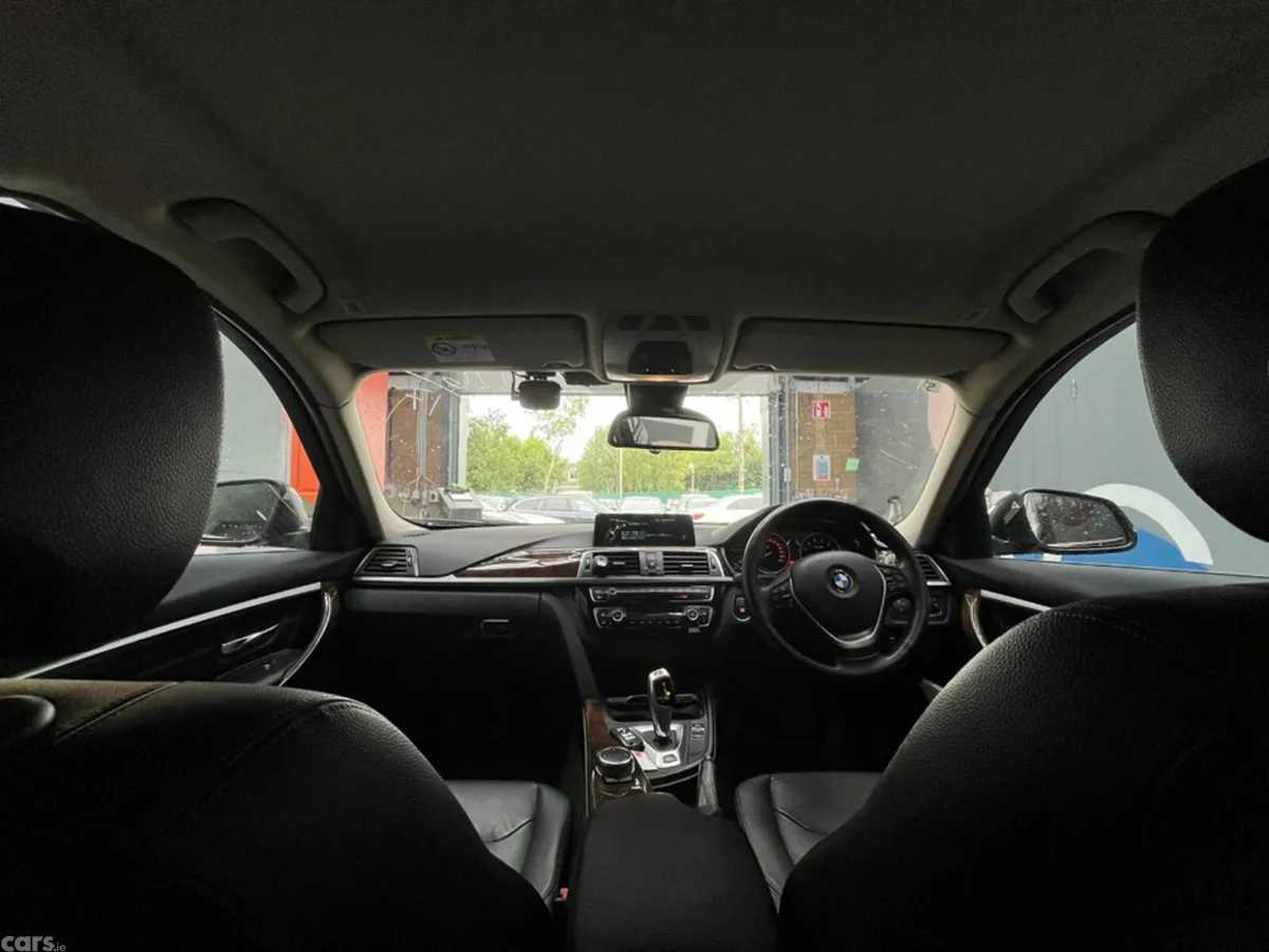 BMW 3-Series Saloon, Petrol Plug-in Hybrid, 2017, Black