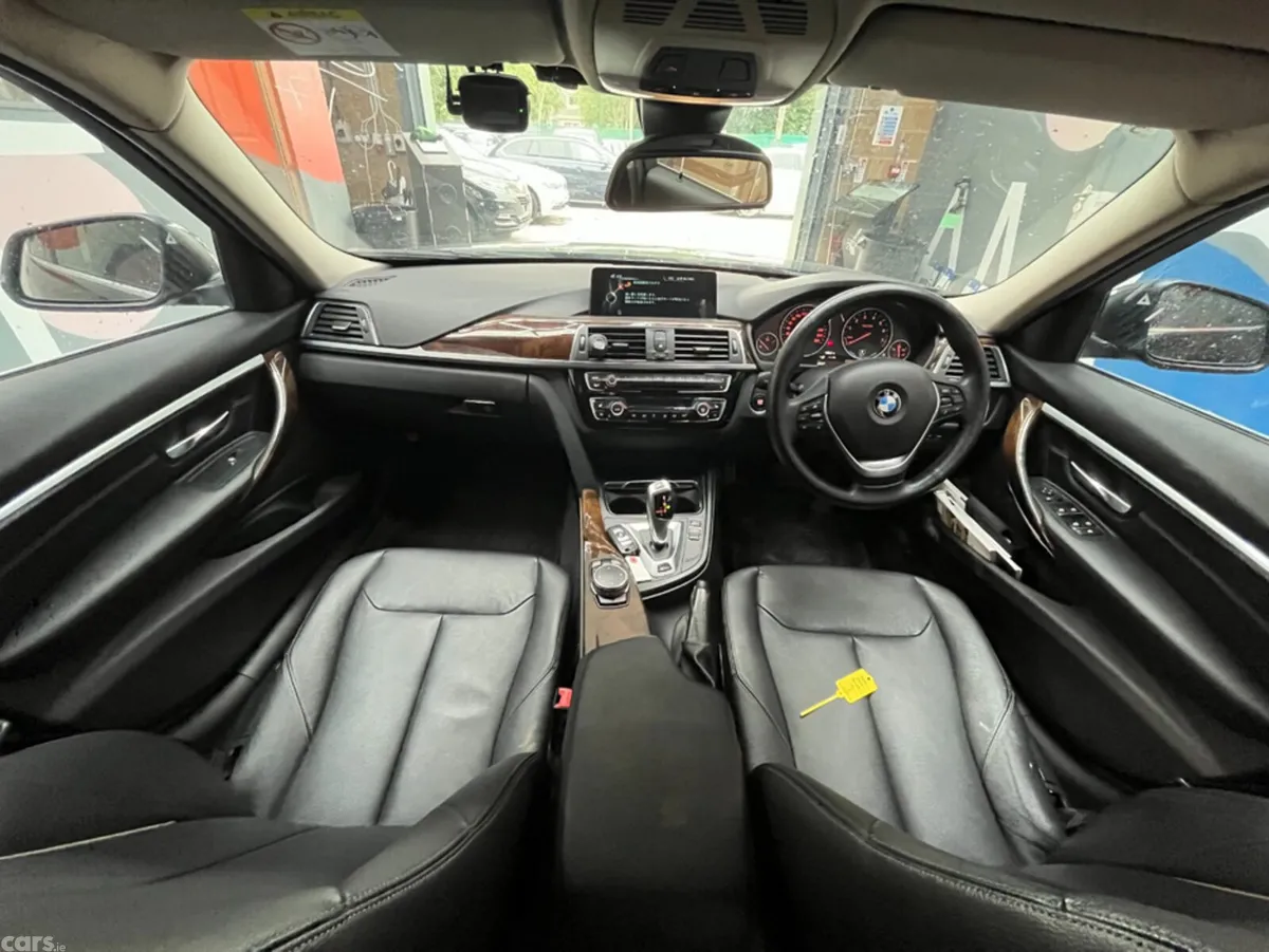 BMW 3-Series Saloon, Petrol Plug-in Hybrid, 2017, Black