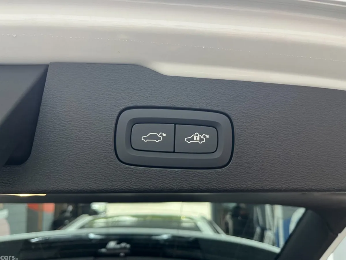 Volvo V60 Saloon, Petrol Plug-in Hybrid, 2024, White