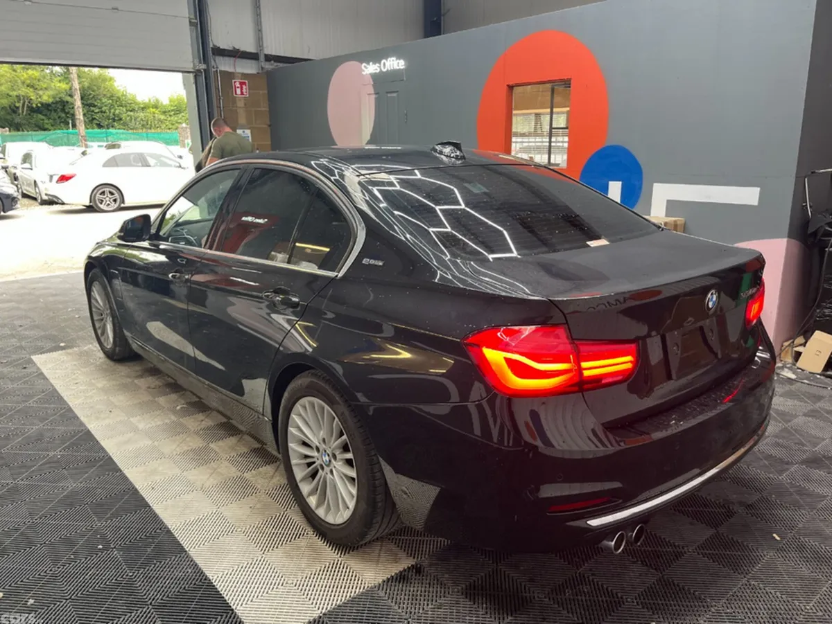 BMW 3-Series Saloon, Petrol Plug-in Hybrid, 2017, Black