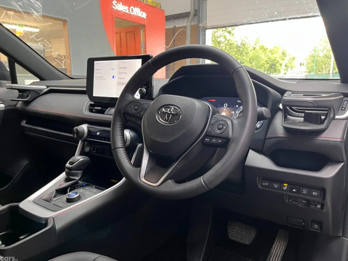 Toyota RAV4 SUV, Petrol Hybrid, 2024, Grey