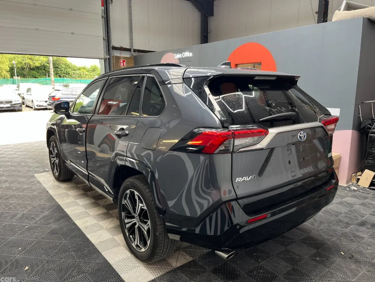 Toyota RAV4 SUV, Petrol Hybrid, 2024, Grey