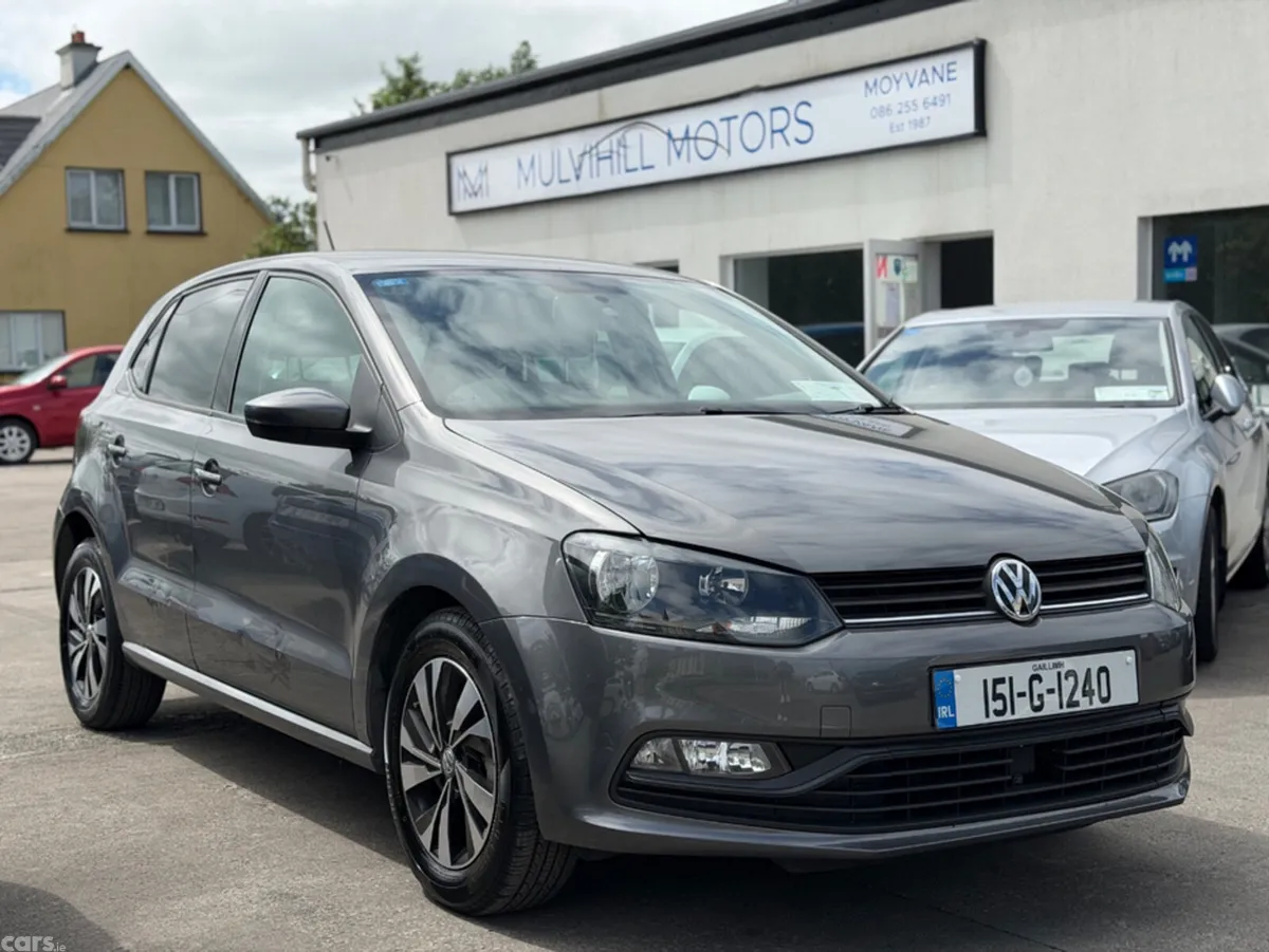 Volkswagen Polo Hatchback, Petrol, 2015, Grey