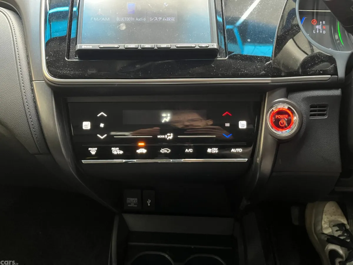 Honda Grace Saloon, Petrol Hybrid, 2021, Silver