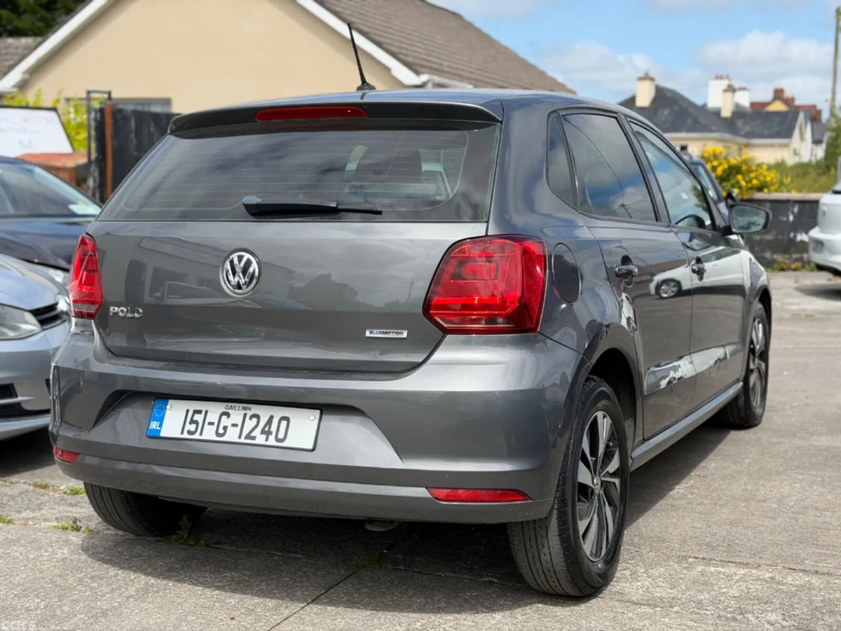 Volkswagen Polo Hatchback, Petrol, 2015, Grey